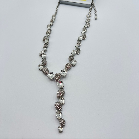 INC Crystal Teardrop Lariat Necklace in Silver-Tone NWT MSRP $55 - Picture 5 of 7